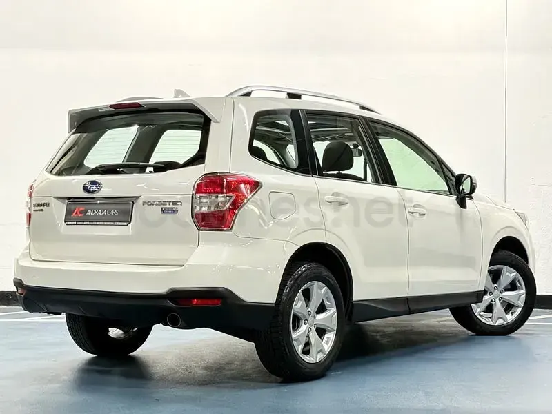 Usado Subaru Forester Sport 148 CV (108 kW) 2015 Blanco SUV