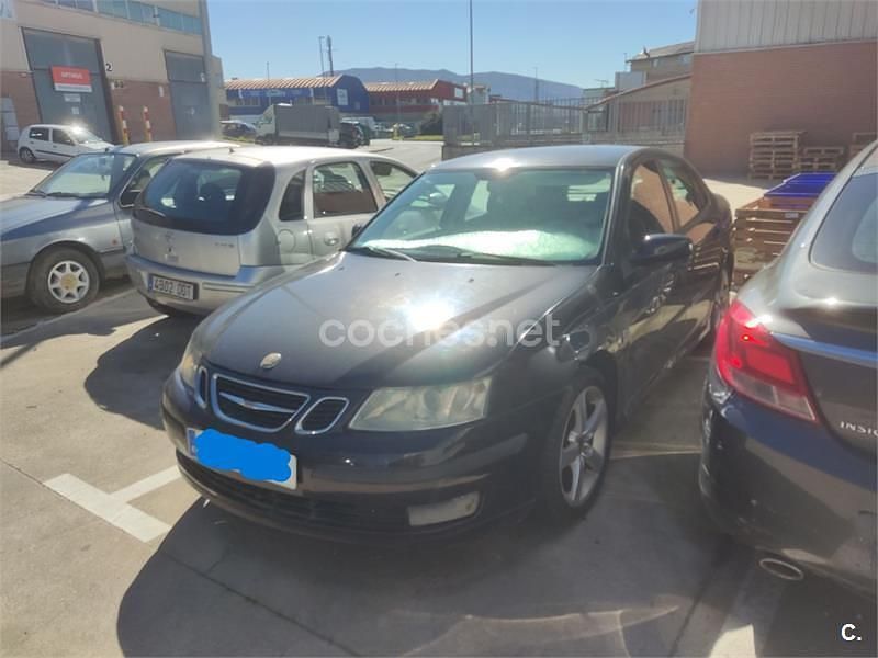 Usado Saab 9-3 Vector 125 CV (91 kW) 2004 Negro Berlina