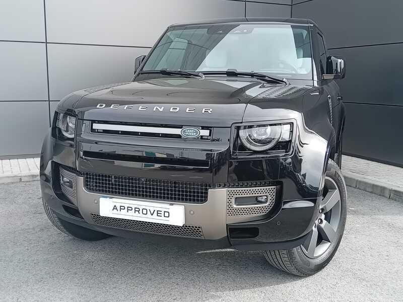 Usado Land Rover Defender SE Dynamic 249 CV (183 kW) 2025 Negro SUV