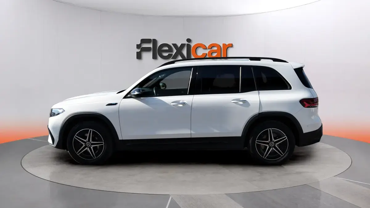 Usado Mercedes EQB300 167 kW (228 CV) 2022 Blanco SUV
