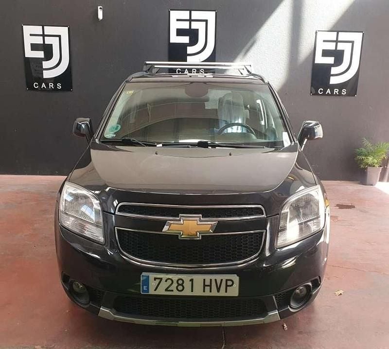 Usado Chevrolet Orlando LT 141 CV (103 kW) 2014 Negro Monovolumen