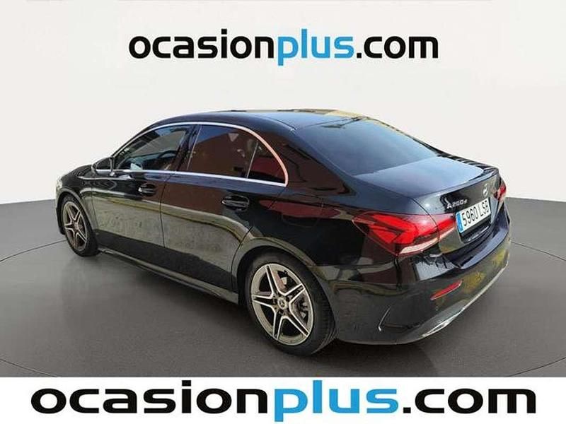 Usado Mercedes A200 150 CV (110 kW) 2021 Negro Berlina