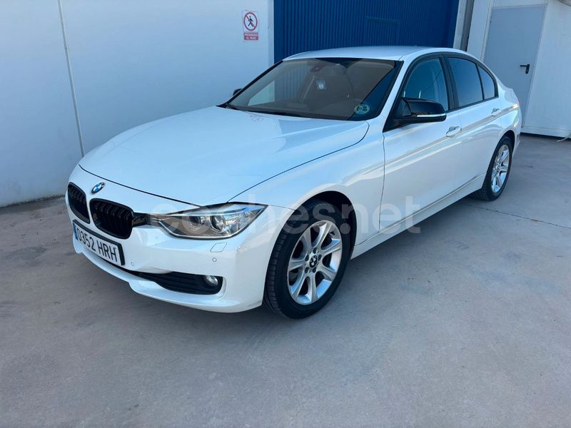 Blanco Usado 2014 BMW 318 Berlina | 10.500 € (Precio justo) - Imagen 1/4