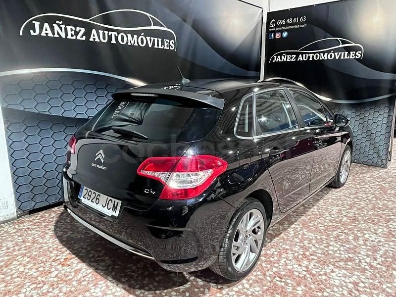 Usado Citroën C4 114 CV (83 kW) 2015 Negro Berlina