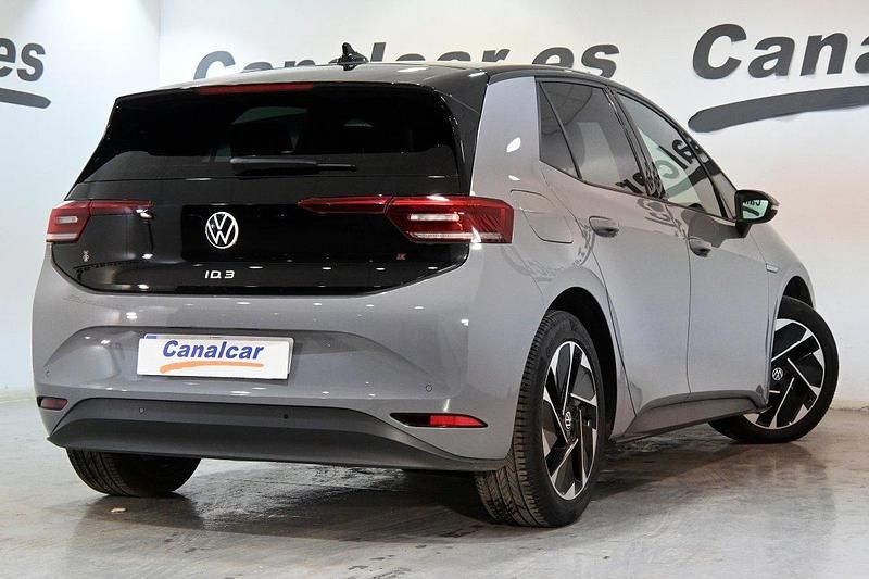 Begagnad VW ID.3 Pro 110 kW (150 HK) 2021 Silver Halvkombi