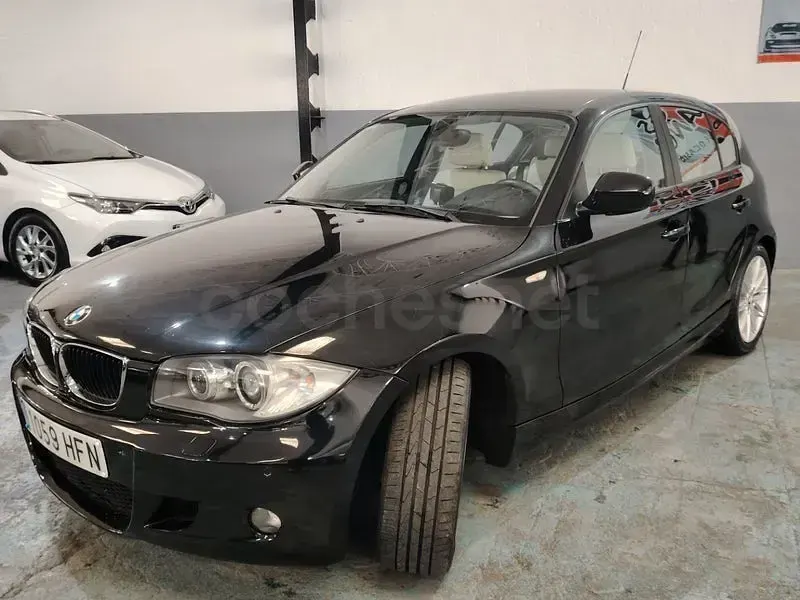 Usado BMW 116 Comfort Edition 116 CV (85 kW) 2011 Negro Utilitario