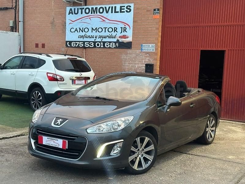 Usado Peugeot 308 CC Active 120 CV (88 kW) 2014 Gris / plata Descapotable
