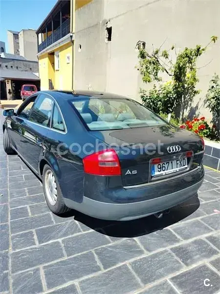 Usado Audi A6 150 CV (110 kW) 1997 Negro Berlina