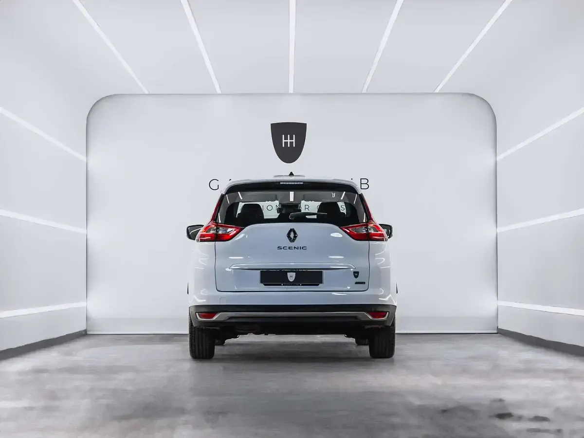 Usado Renault Grand Scénic IV Life 110 CV (80 kW) 2017 Blanco Monovolumen