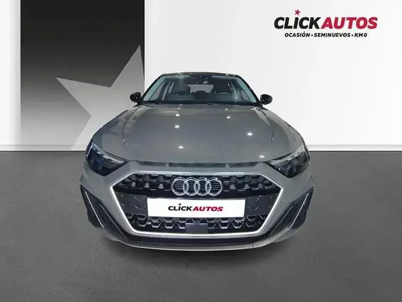 Usado Audi A1 Sportback Sport 116 CV (85 kW) 2025 Gris / plata Utilitario