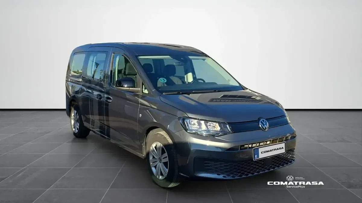 Usado VW Caddy Maxi 102 CV (75 kW) 2024 Gris Monovolumen