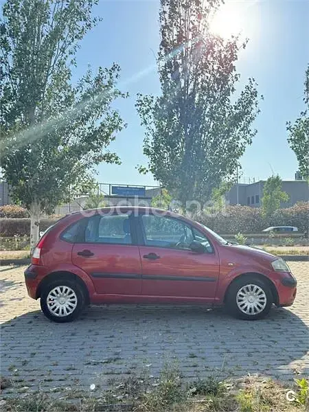 Usado Citroën C3 Furio 75 CV (55 kW) 2008 Rojo Berlina