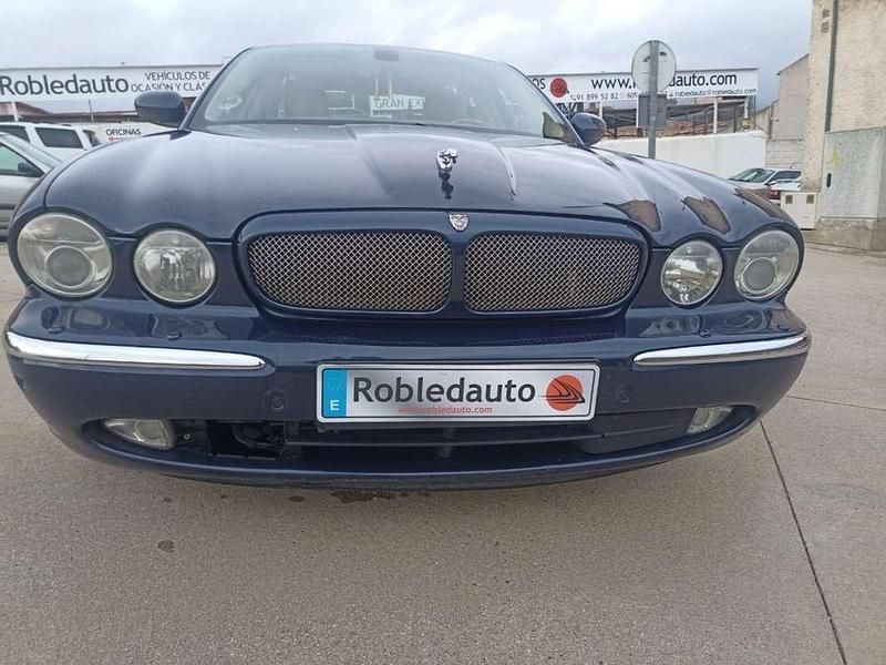 Usado Jaguar XJ6 Executive 207 CV (152 kW) 2006 Azul Berlina