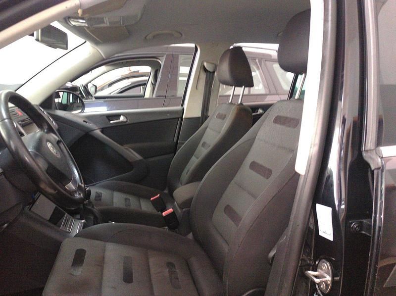 Usado VW Tiguan 170 CV (125 kW) 2009 Negro SUV