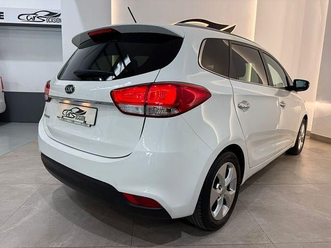 Usado Kia Carens 135 CV (99 kW) 2015 Blanco Monovolumen