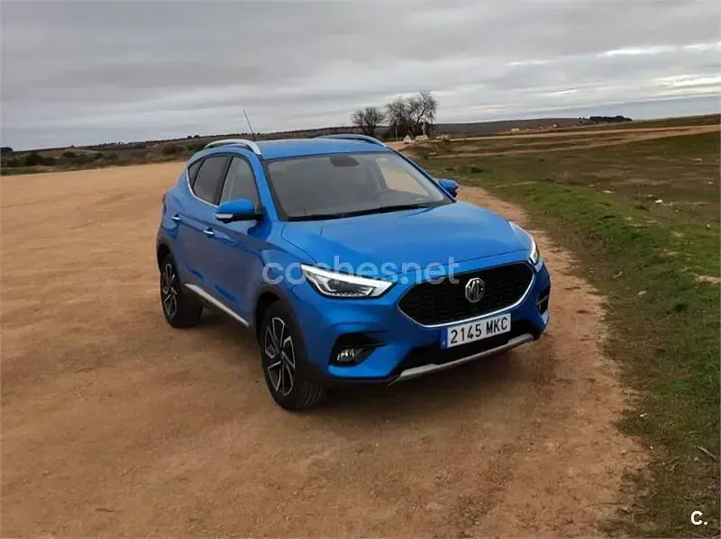 Usado MG ZS Luxury 111 CV (81 kW) 2023 Azul SUV
