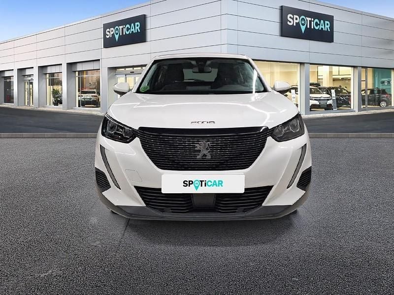 Usado Peugeot 2008 Active 100 CV (73 kW) 2021 Blanco SUV