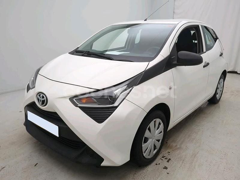 Blanco Usado 2019 Toyota Aygo X-play Utilitario | 10.908 € (Precio justo) - Imagen 1/4