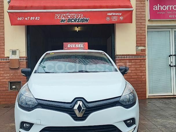 Usado Renault Clio IV Business 75 CV (55 kW) 2018 Blanco Berlina
