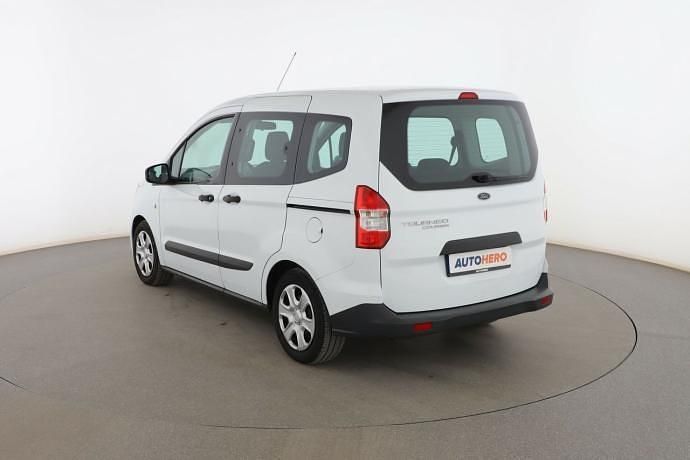 Usado Ford Tourneo Ambiente 100 CV (73 kW) 2018