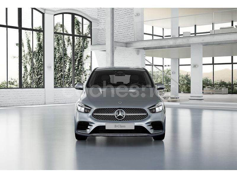 Usado Mercedes B250e 218 CV (160 kW) 2025 Gris / plata Monovolumen