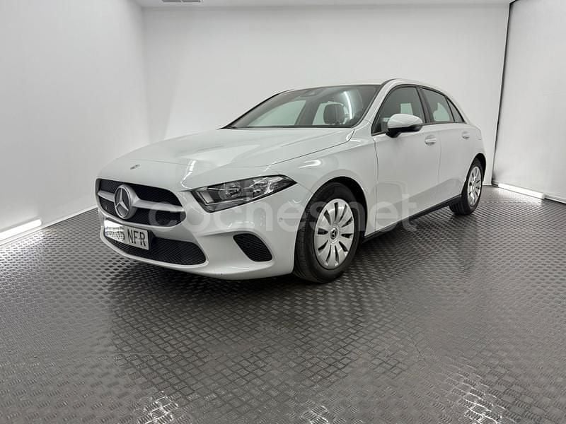 Usado Mercedes A180 136 CV (100 kW) 2021 Blanco Berlina