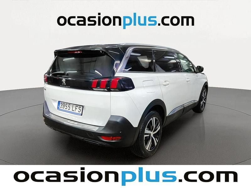 Usado Peugeot 5008 Allure 130 CV (95 kW) 2020 Blanco SUV