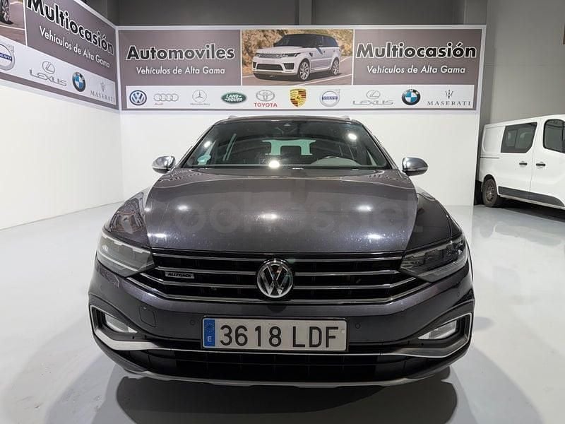 Usado VW Passat Alltrack 200 CV (147 kW) 2020 Negro Familiar