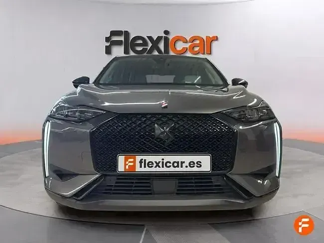 Usado DS Automobiles DS3 Crossback Performance 130 CV (95 kW) 2023 Gris SUV