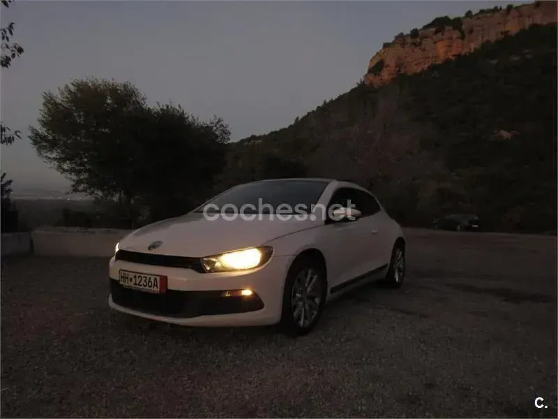 Usado VW Scirocco 160 CV (117 kW) 2009 Blanco Coupe