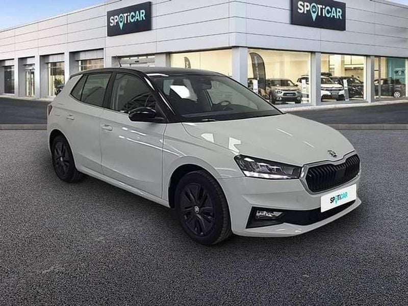 Usado Skoda Fabia Style 95 CV (69 kW) 2022 Blanco Utilitario