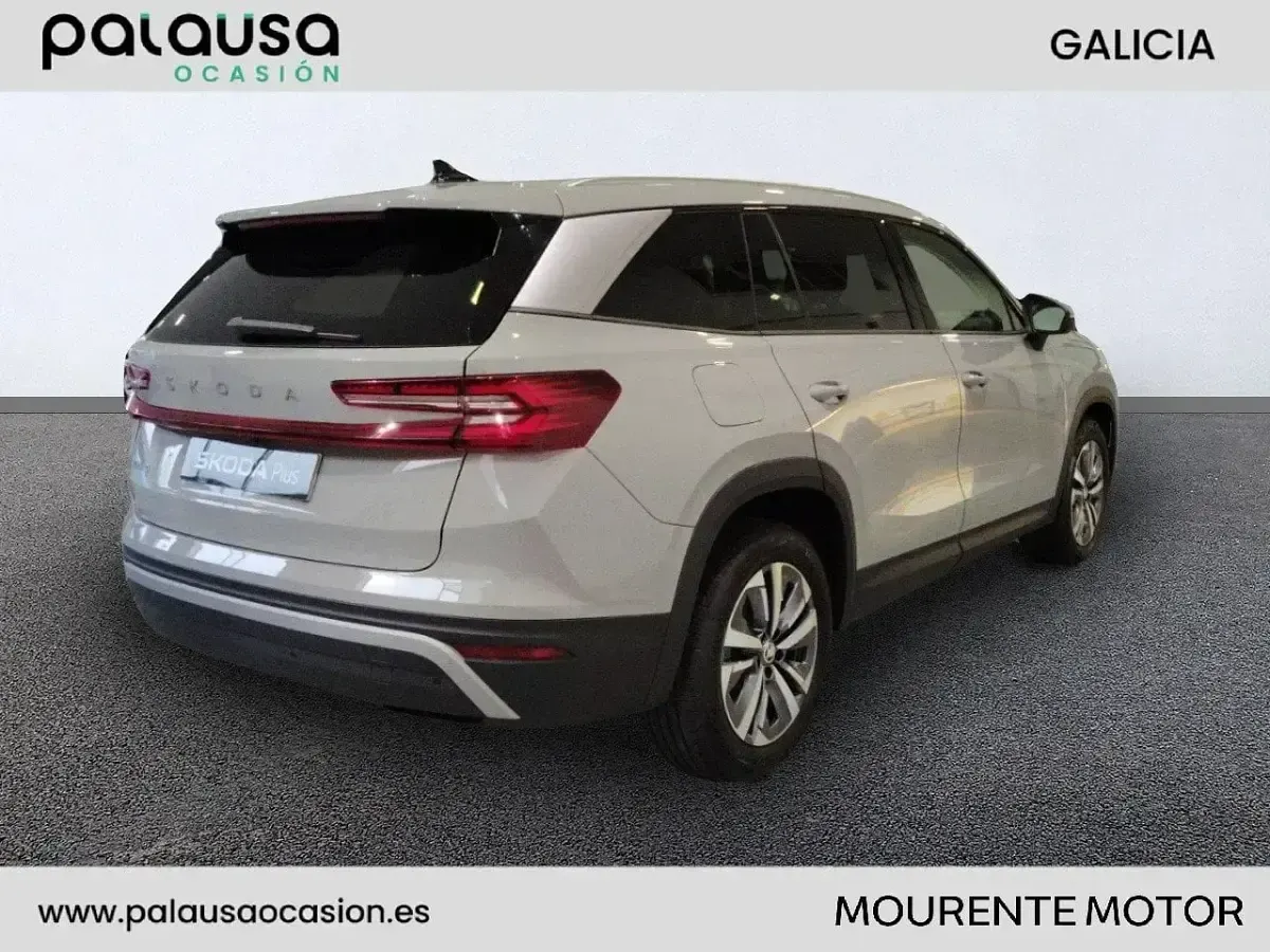 Usado Skoda Kodiaq Selection 150 CV (110 kW) 2026 Gris SUV
