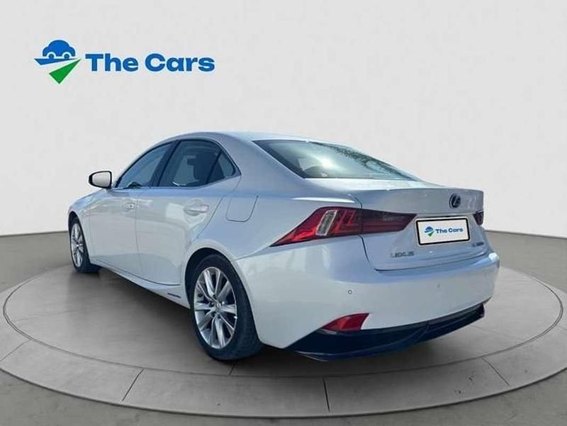Usado Lexus IS300 223 CV (164 kW) 2015 Blanco Berlina