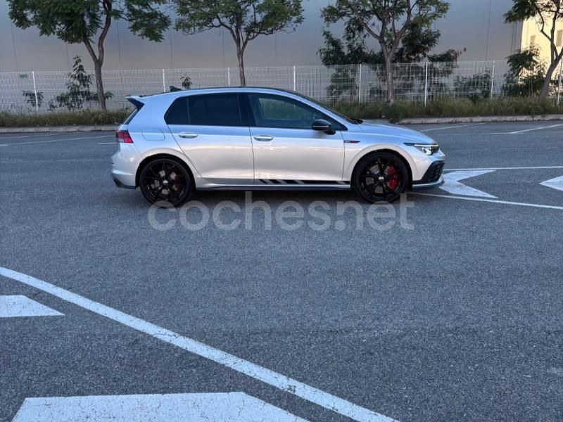 Usado VW Golf GTI Clubsport 301 CV (221 kW) 2022 Gris / plata Berlina