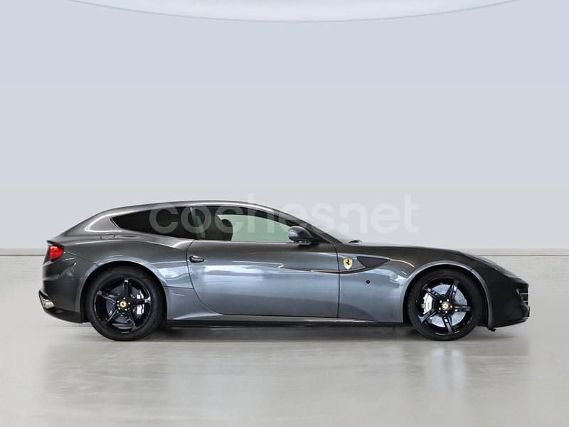 Usado Ferrari FF 661 CV (486 kW) 2012 Gris Familiar