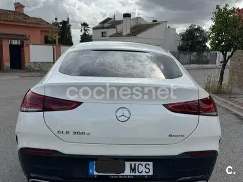 Usado Mercedes GLE300 272 CV (200 kW) 2022 Blanco SUV