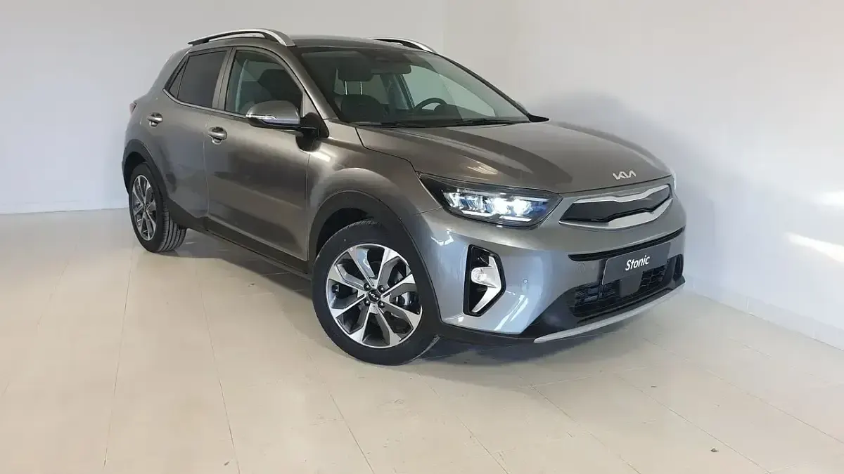 Nuevo Kia Stonic Style 100 CV (73 kW) 2025 Gris SUV