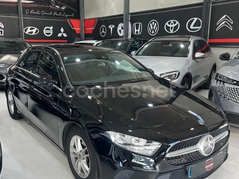 Usado Mercedes A200 163 CV (119 kW) 2020 Negro Berlina