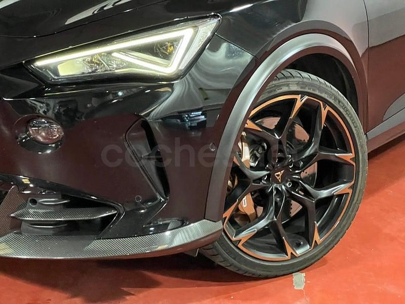 Usado Cupra Formentor VZ 390 HP (286 kW) 2022 Preto SUV