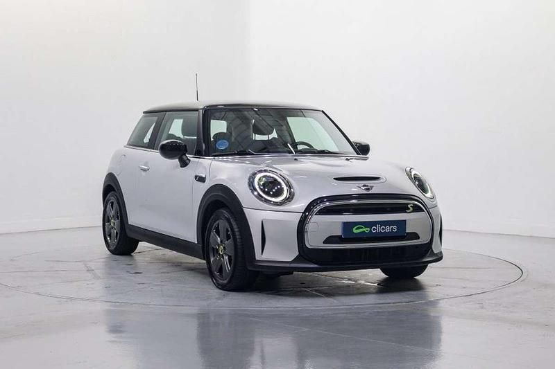 Usado Mini Cooper SE 135 kW (184 CV) 2021 Blanco Utilitario