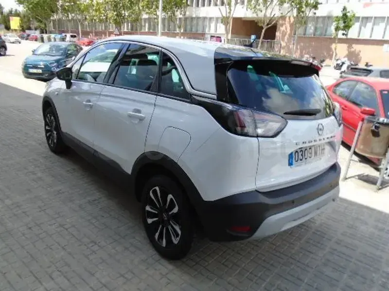 Usado Opel Crossland X Elegance 110 CV (80 kW) 2024 Blanco SUV