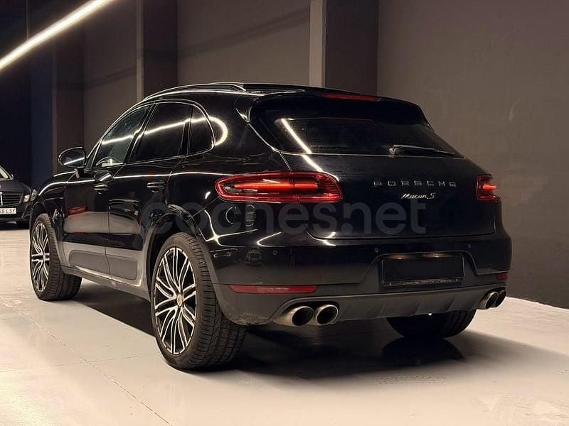 Käytetty Porsche Macan S 258 HP (189 kW) 2017 Musta Katumaasturi