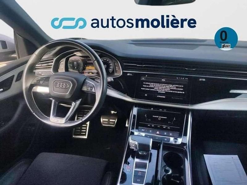 Usado Audi Q8 S-Line 381 CV (280 kW) 2021 Gris SUV