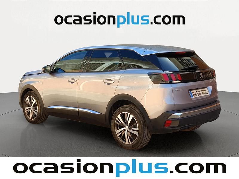 Usado Peugeot 3008 Allure 130 CV (95 kW) 2023 Gris SUV