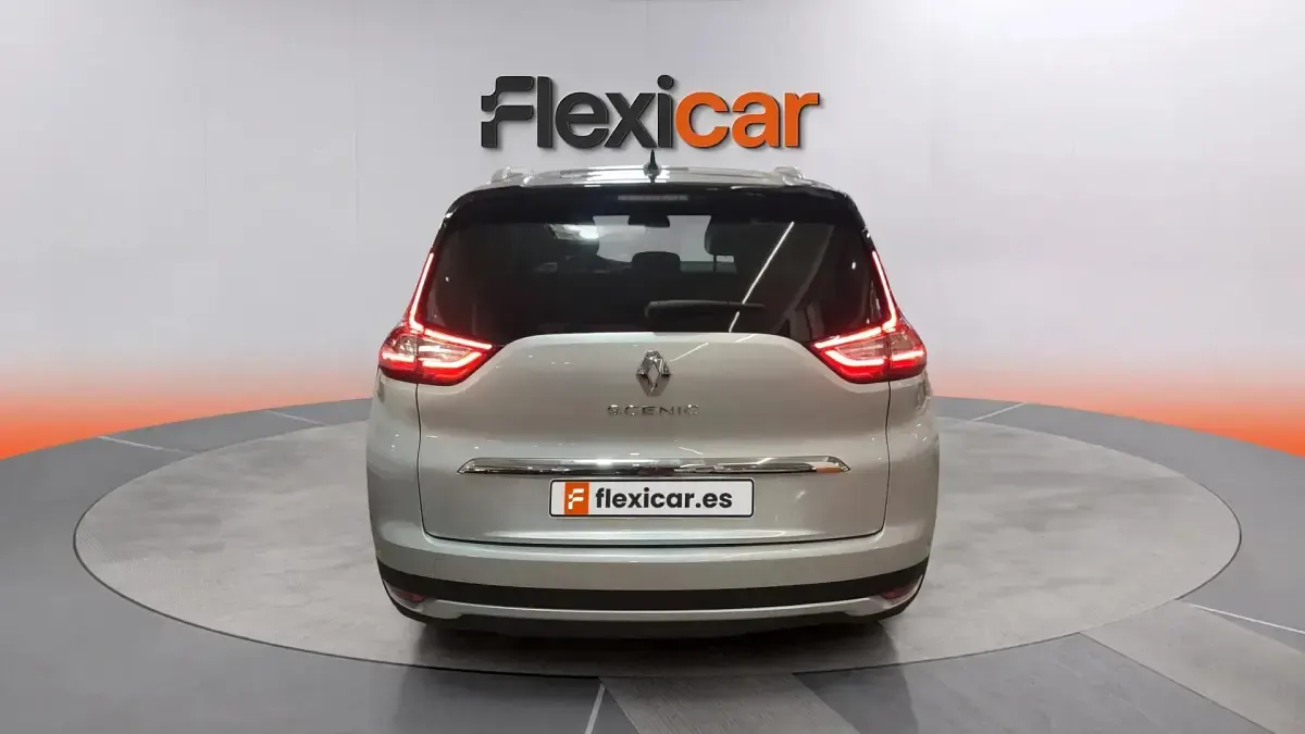 Używany Renault Grand Scénic IV Zen 140 KM (102 kW) 2021 Szary Minivan
