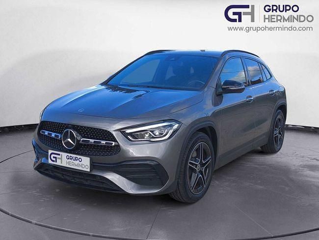 Usado Mercedes GLA200 AMG line 150 CV (110 kW) 2021 Gris SUV