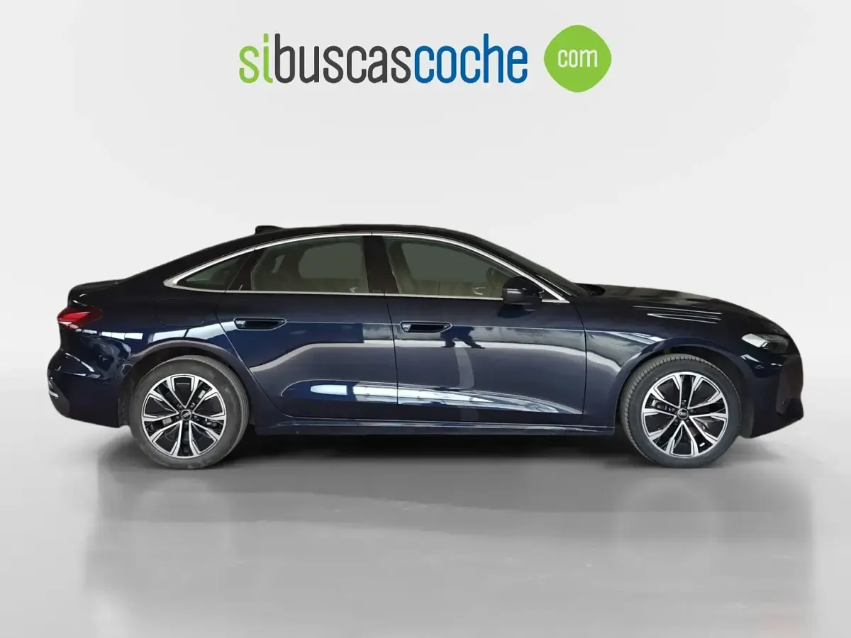 Usado Audi A5 Advanced 204 CV (150 kW) 2025 Azul