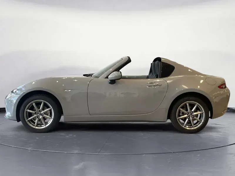 Nuevo Mazda MX5 Exclusive-Line 132 CV (97 kW) 2026 Gris / plata Descapotable