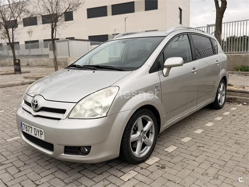 Usado Toyota Corolla Verso Sport 177 CV (130 kW) 2006 Gris / plata Monovolumen