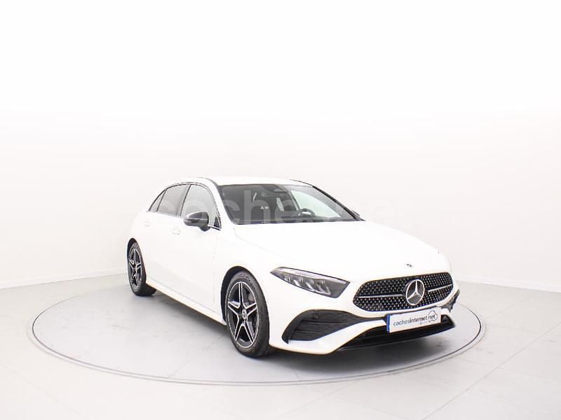 Blanco Nuevo 2025 Mercedes A200 Berlina | 41.900 € (Caro) - Imagen 1/4